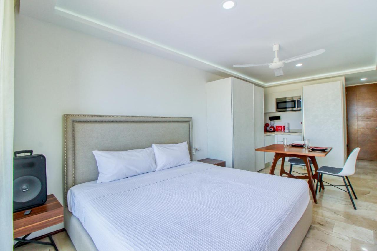 One Paralia 405 Hotel Плая дел Кармен Екстериор снимка